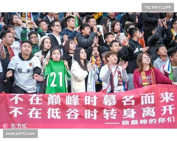 陕西省体育场中超联赛激情对决掀起观赛热潮